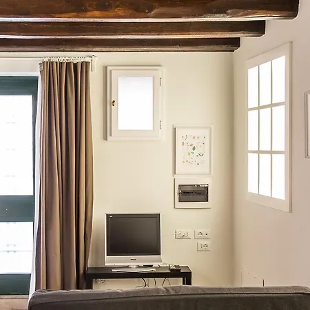 아파트 In Trastevere White 로마