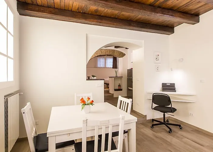 Apartamento In Trastevere White